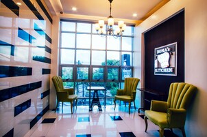 Sala de estar en el lobby