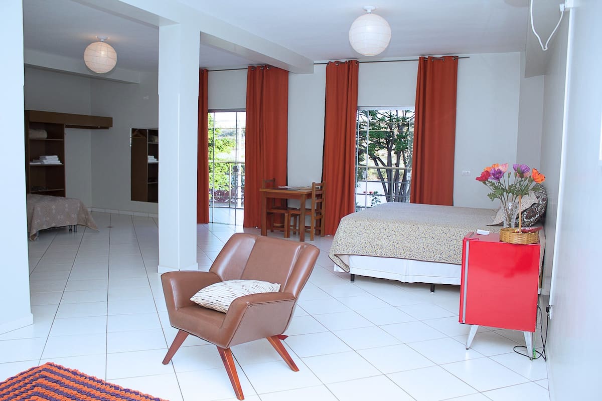 minibar, individually decorated, individually furnished, desk