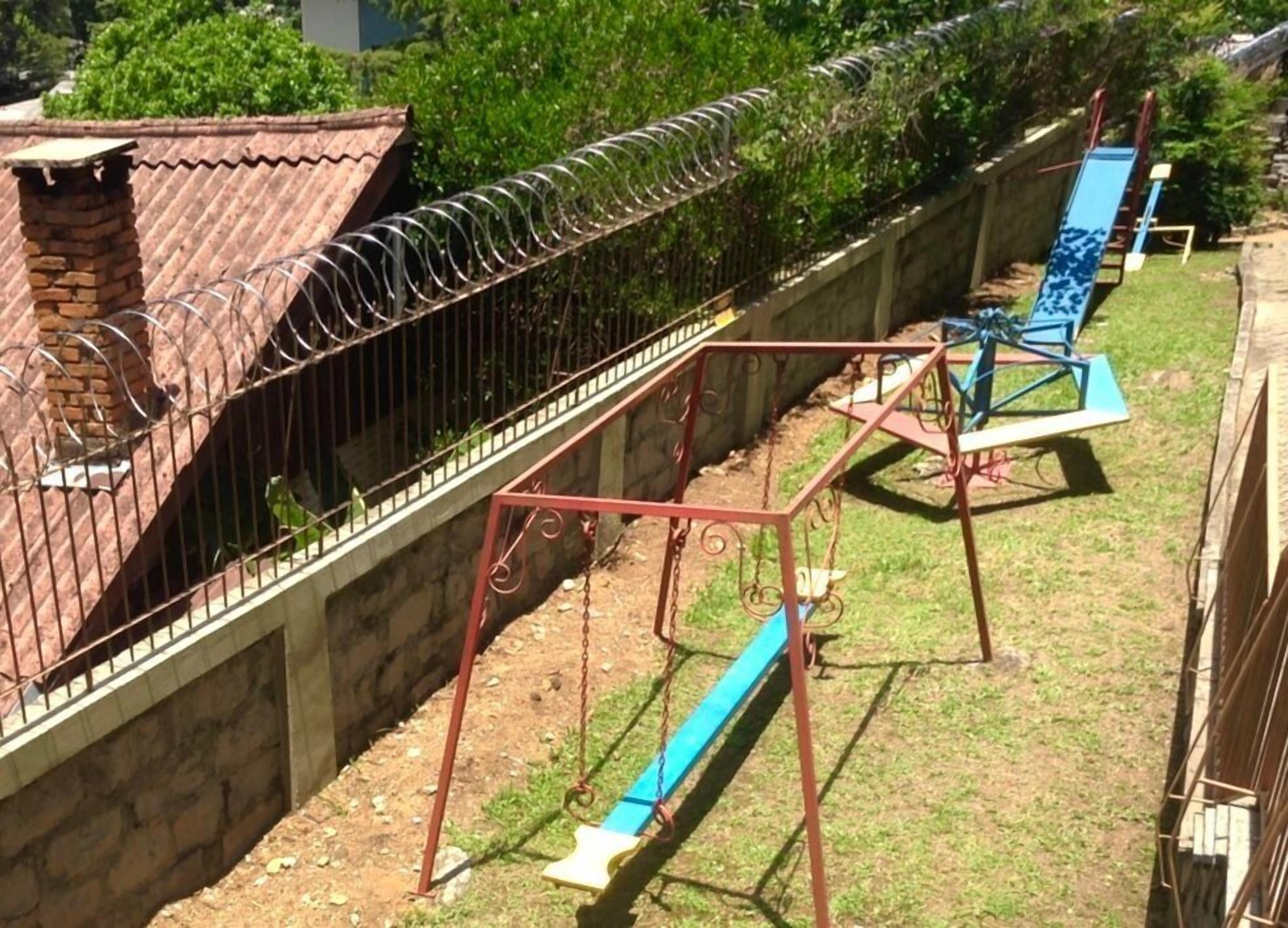 Children’s play area – outdoor