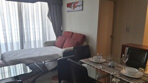 Standard Apartment | In-room dining - Miraflores Apartment (Santiago)