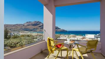 ラグジュアリー アパートメント 2 ベッドルーム シービュー | バルコニーからの眺望