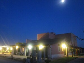 Front of property - evening/night - Agriturismo Arangea (Lequile)
