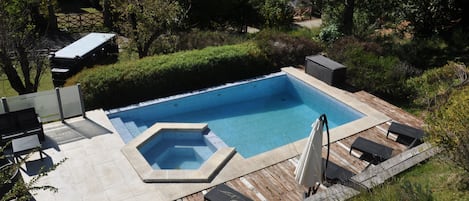 Seasonal outdoor pool, open 10:00 AM to 9:00 PM, sun loungers