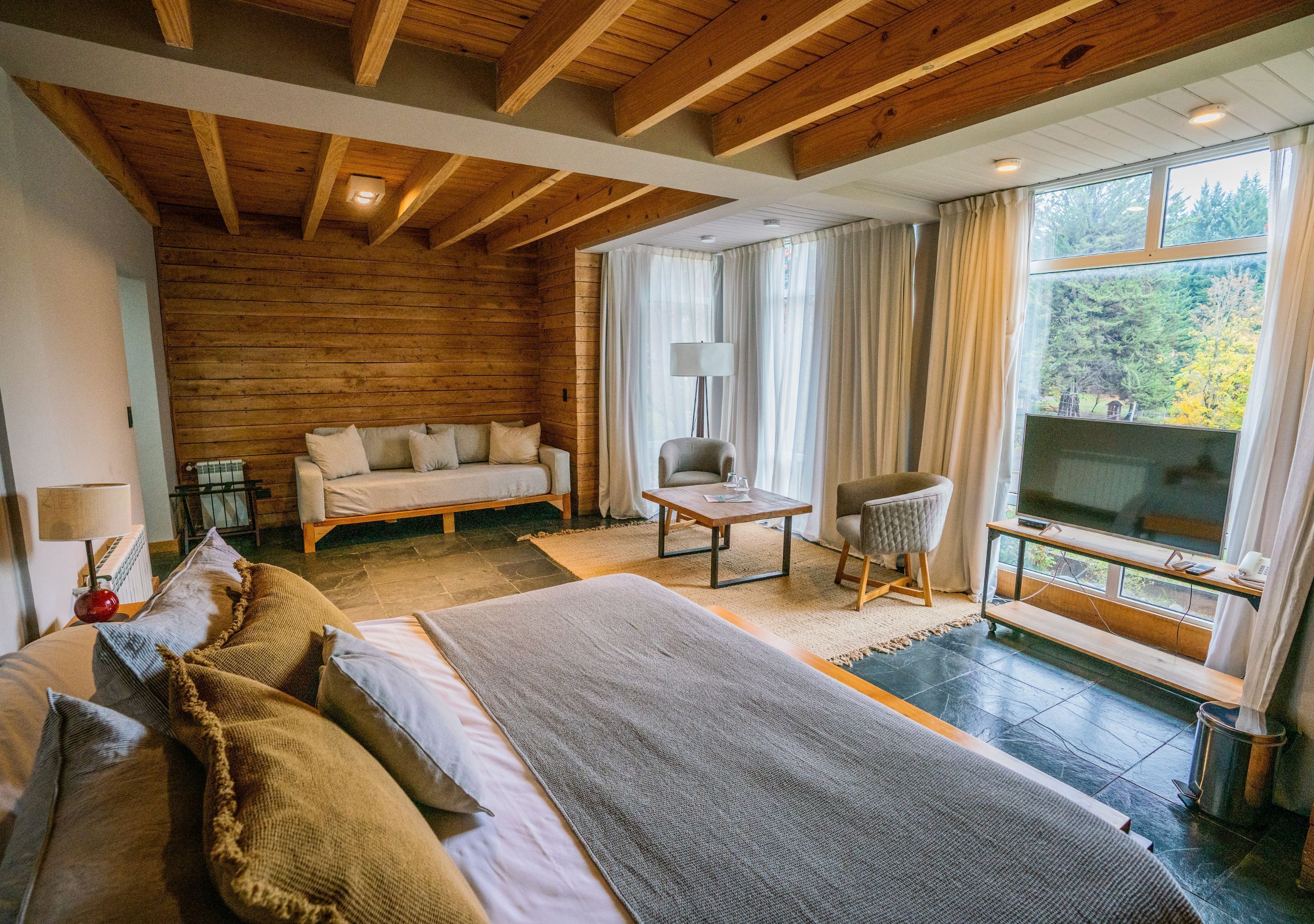 Deluxe studio suite | Luxe beddengoed, donzen dekbedden, pillowtop-bedden