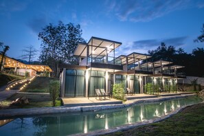 Canal Access Villas - Kwai Tara Riverside Villas (Sai Yok)
