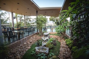 Breakfast, lunch, dinner and brunch served  - Kwai Tara Riverside Villas (Sai Yok)