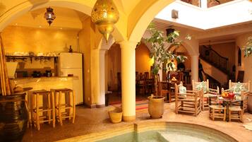 Poolside bar