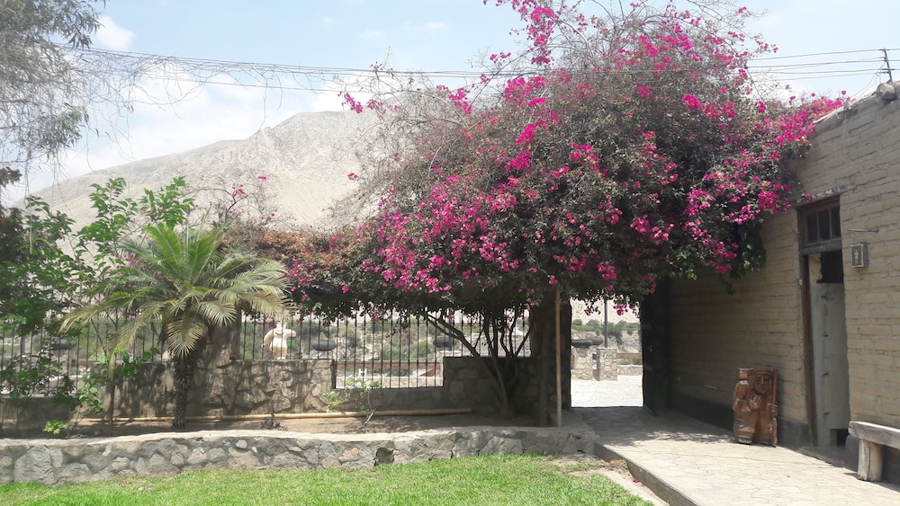 Refugio de Santiago Ecolodge & Restaurant by null