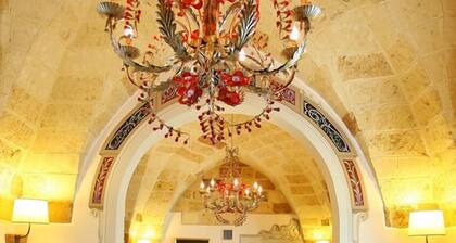 Kelina Charme Hotel by Cantine Due Palme