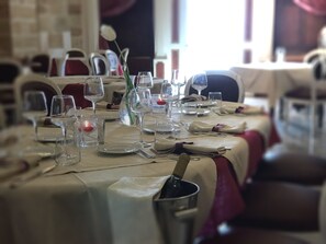 Aperto a colazione, pranzo e cena