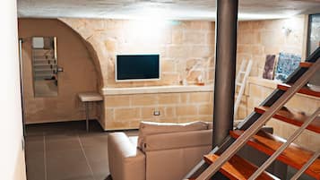 Suite junior | 1 habitación, insonorización, wifi gratis y ropa de cama