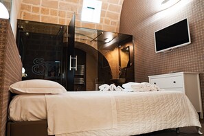 Standard Double Room | 1 bedroom, soundproofing, free WiFi, bed sheets - Ai Quarti Sottani (Matera)