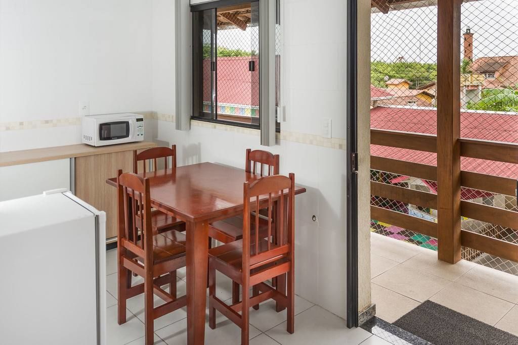 deluxe quadruple room | in-room dining