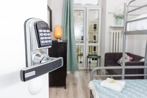 Economy Double Room, Shared Bathroom | In-room safe, iron/ironing board, free WiFi - Chillout Hostel (Warsaw)