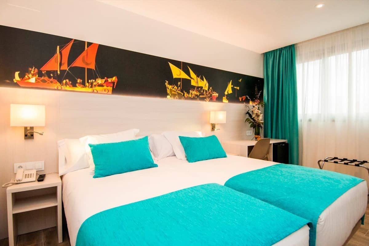 Ropa de cama de alta calidad y minibar