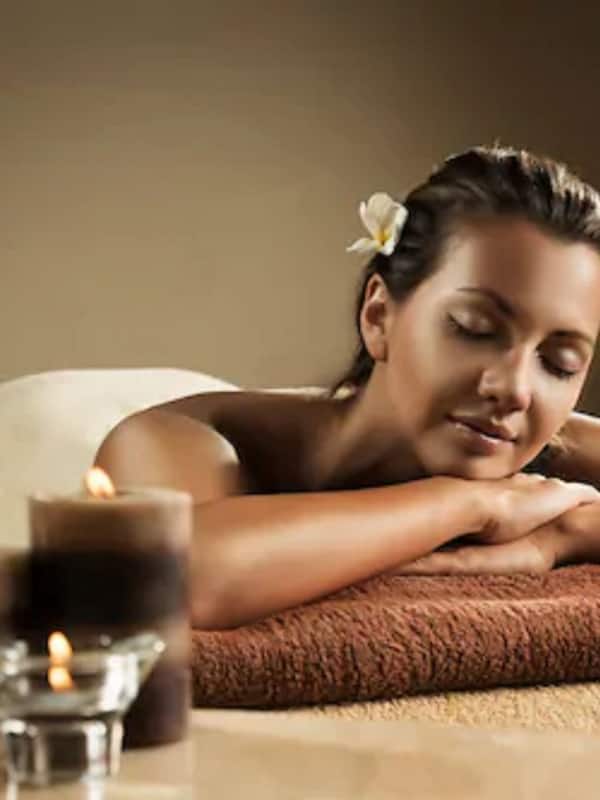 Couples treatment rooms, body treatments, hydrotherapy, aromatherapy