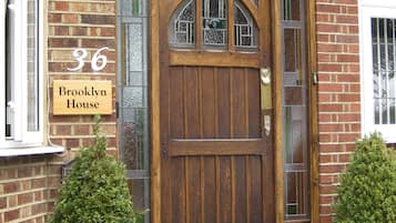 Chambre Simple « Premier », salle de bains commune, vue jardin (Blue Room) | Extérieur