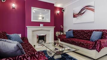 Premier Single Room, Shared Bathroom, Garden View (Blue Room) | Lounge