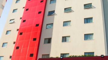 Façana frontal de l'allotjament