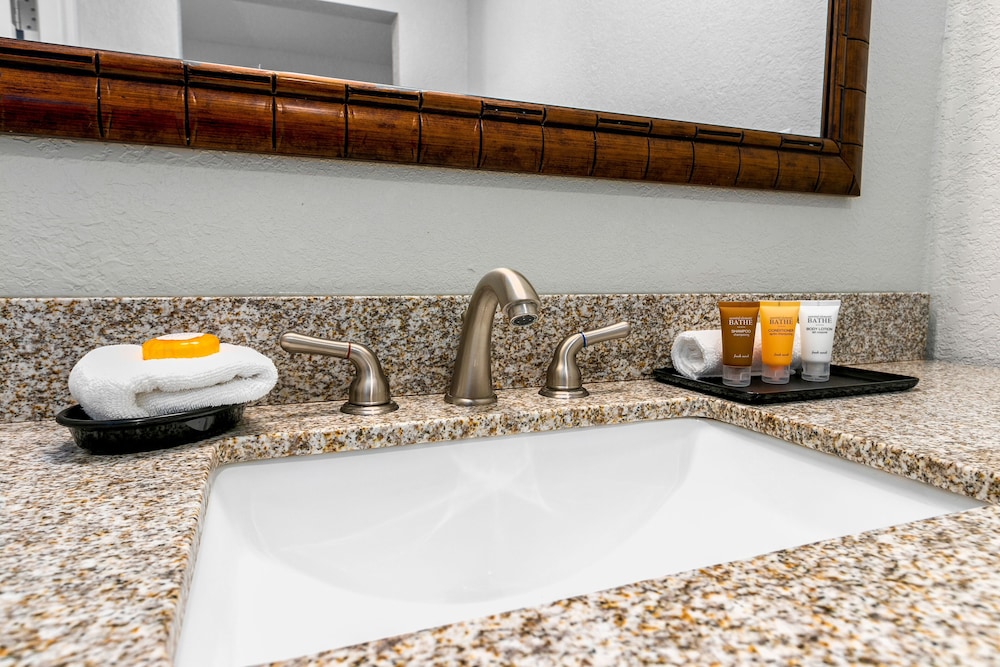 Edge Hotel Clearwater Beach photo 4
