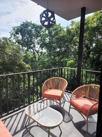 Honeymoon Room | Terrace/patio