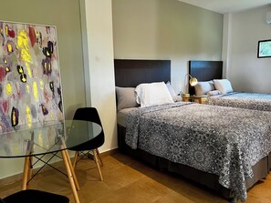 Deluxe Double Room, 1 Bedroom, Mountain View | Individually decorated, desk, laptop workspace, iron/ironing board - Hotel Alma Azul (El Cuco)