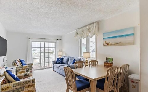 Beauty & The Beach-8B - 2 Br Home