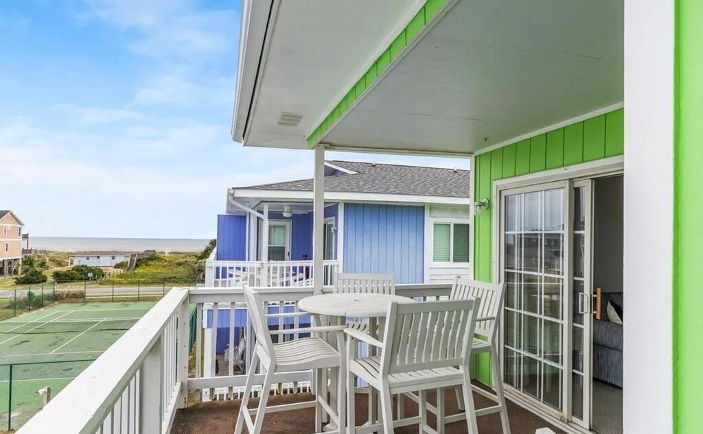 Condo, 1 Bedroom | Outdoor dining