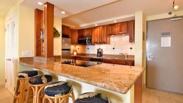 Condo, 2 Bedrooms | Private kitchen | Fridge, microwave, coffee/tea maker, toaster