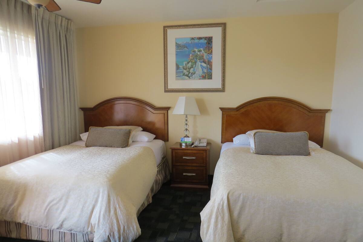 Standard Room, 2 Double Beds