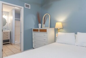 Huoneisto, 1 makuuhuone | 1 makuuhuone, silitysrauta/-lauta, ilmainen Wi-Fi, vuodevaatteet