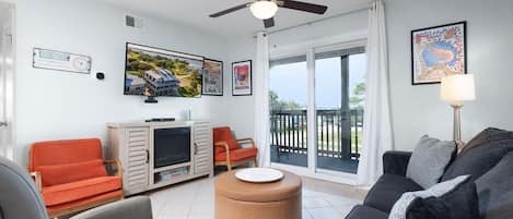 Condo, 2 Bedrooms