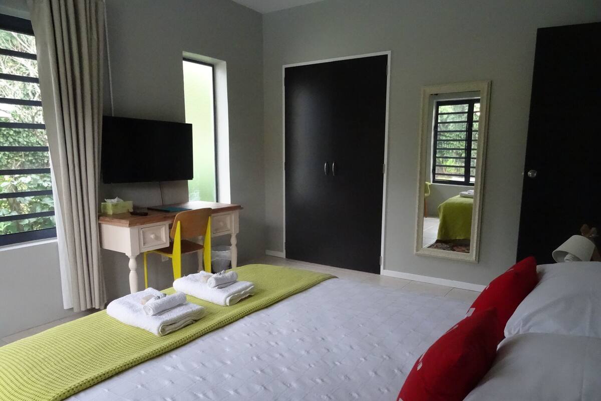 Double Bedroom with Private Bathroom | View from room