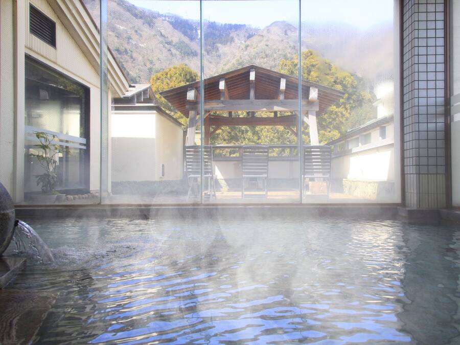 Baño termal público