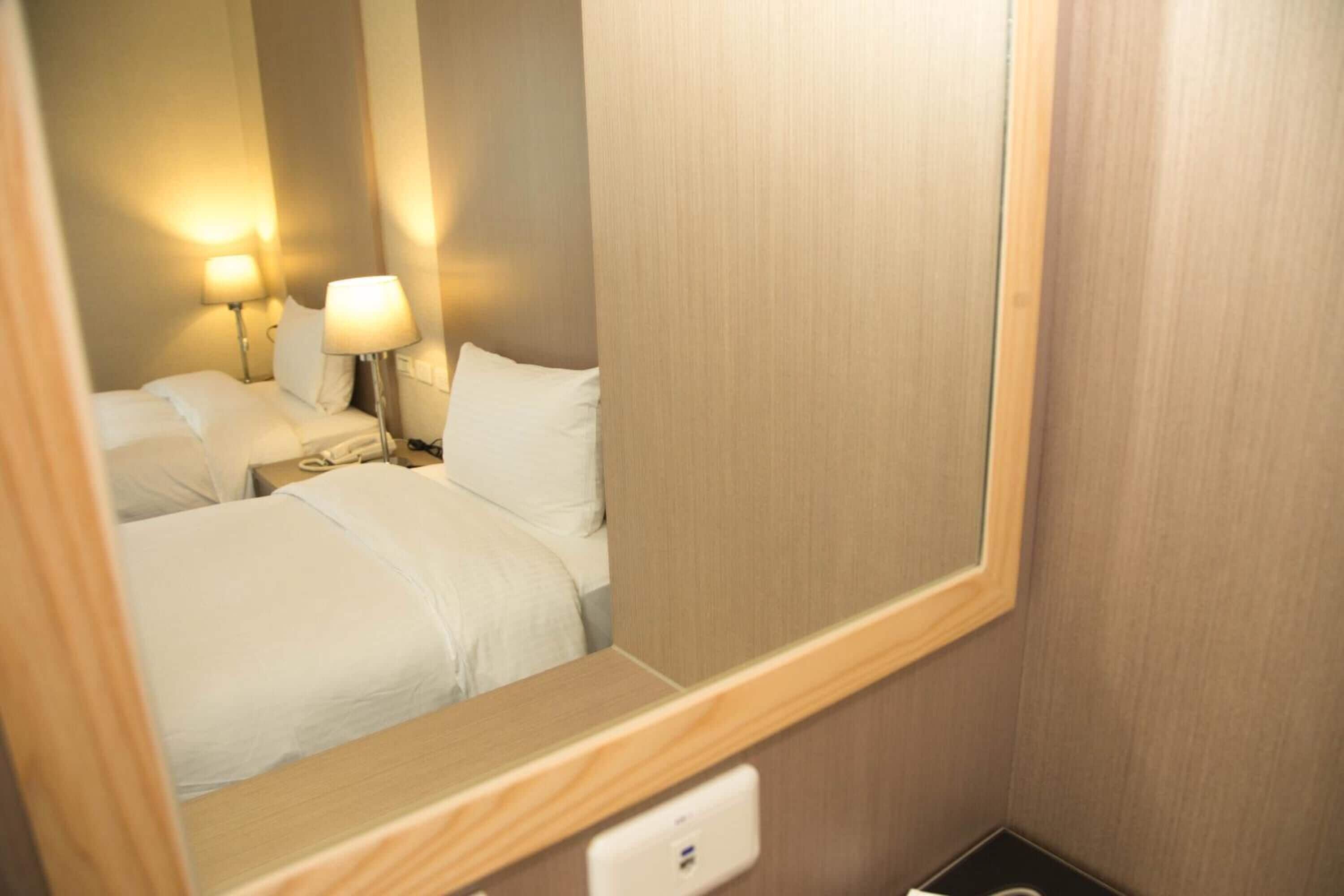 standard twin room | desk, blackout curtains, soundproofing, iron/ironing board