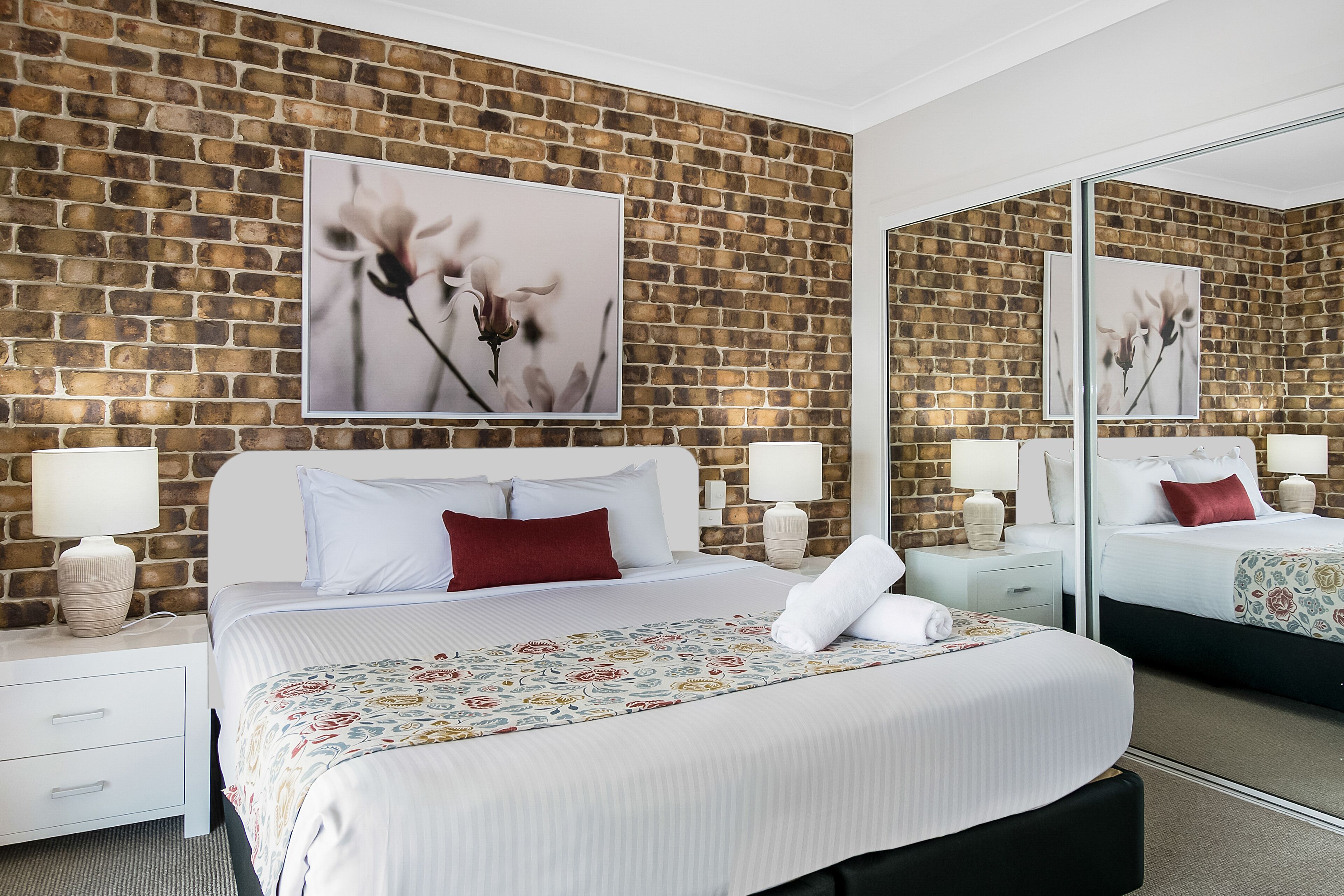 family apartment, 3 bedrooms, river view | minibar, iron/ironing board, cots/infant beds, free wifi