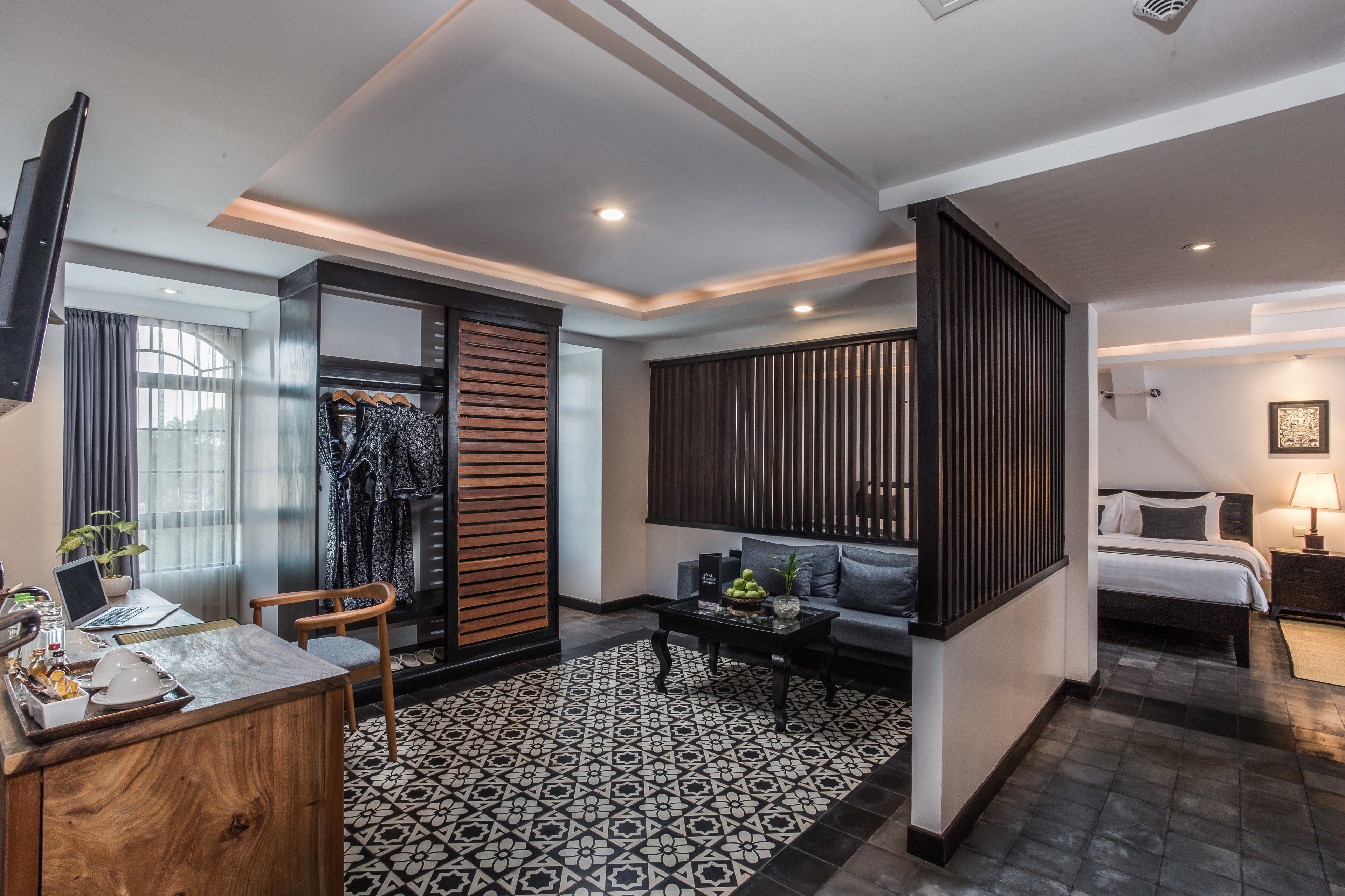 the cyclo family suite (4 adults) | living area | 42-inch led tv with premium tv channels, tv