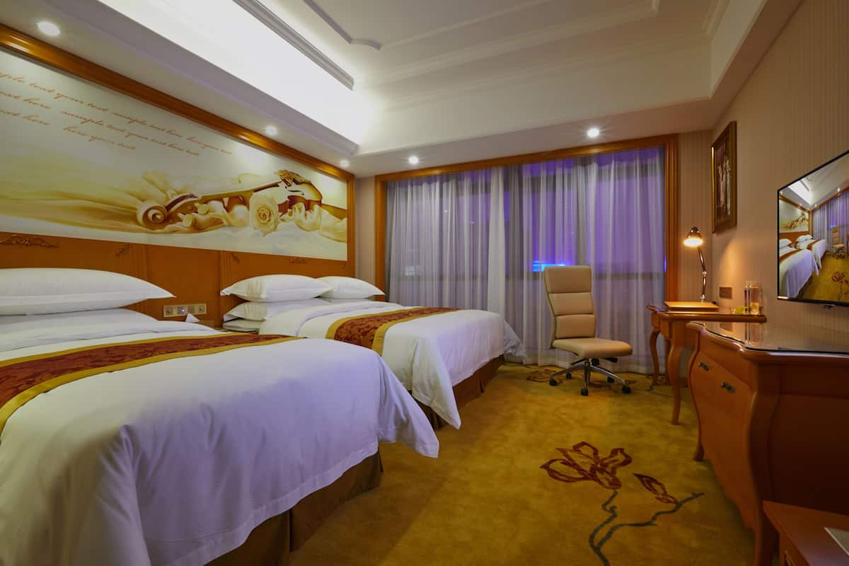 Deluxe Twin Room | Desk, blackout drapes, iron/ironing board (on request), WiFi (free)