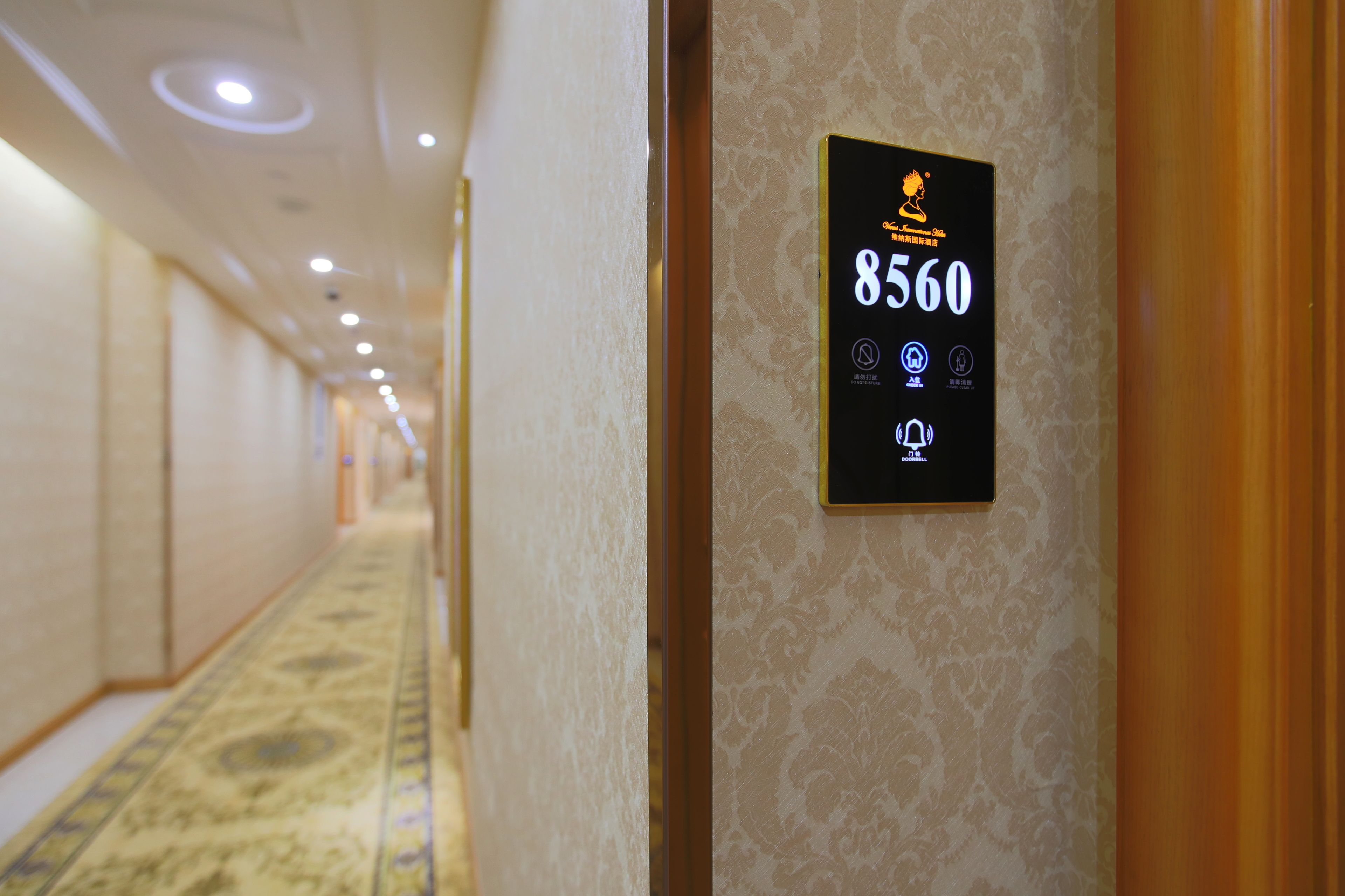 تفاصيل الفندق من الداخل