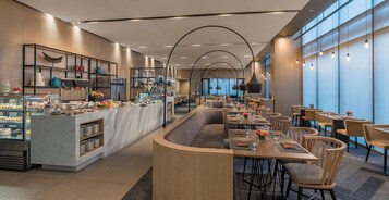 Daily buffet breakfast (PHP 1488 per person)