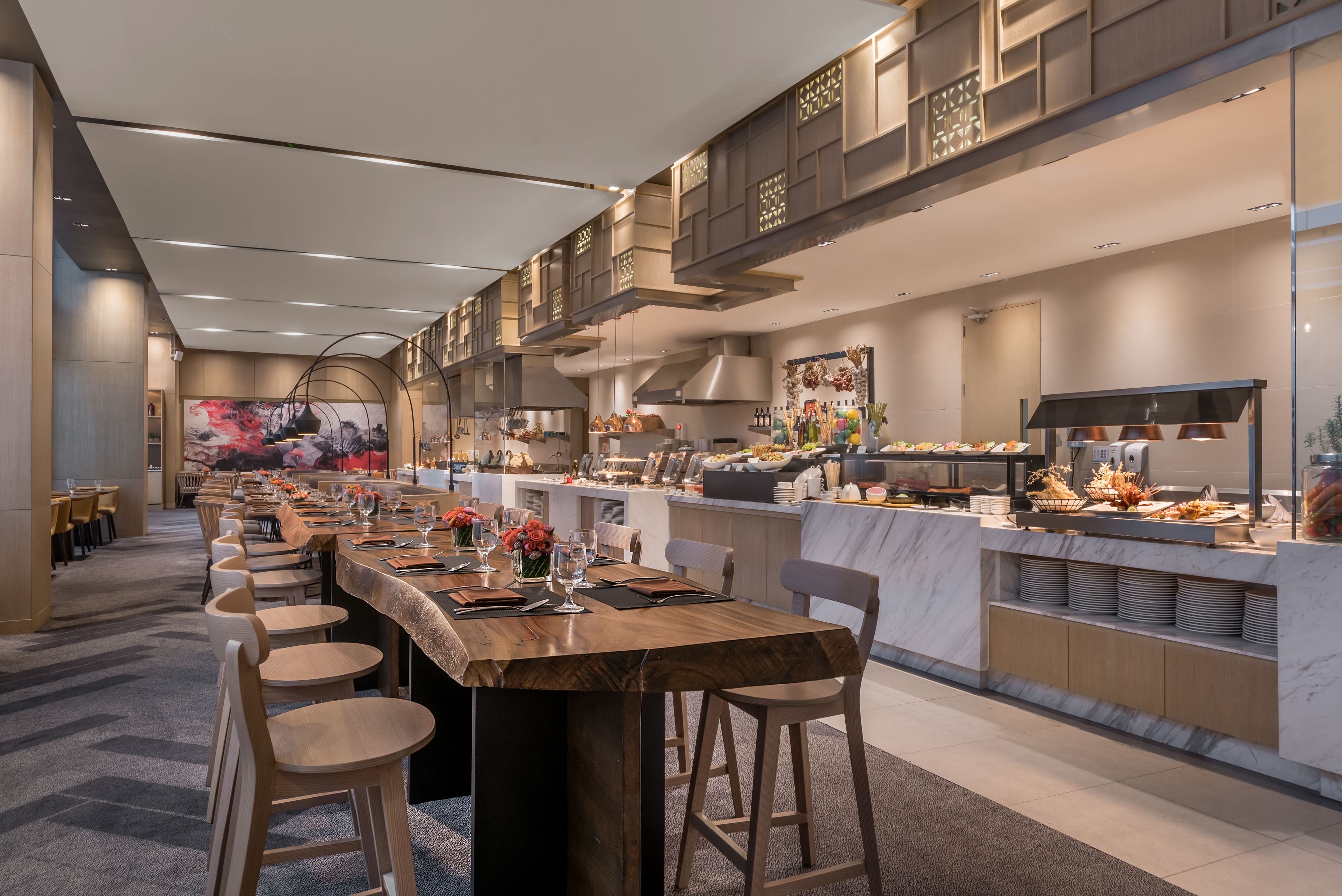 breakfast, lunch, dinner served; local and international cuisine