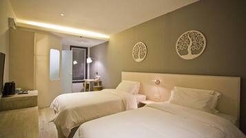 Desk, iron/ironing board, free WiFi