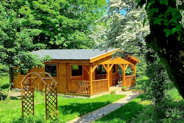 Double Room, Kitchenette (Log Cabin with kitchen) | 1 bedroom, iron/ironing board, free WiFi, bed sheets