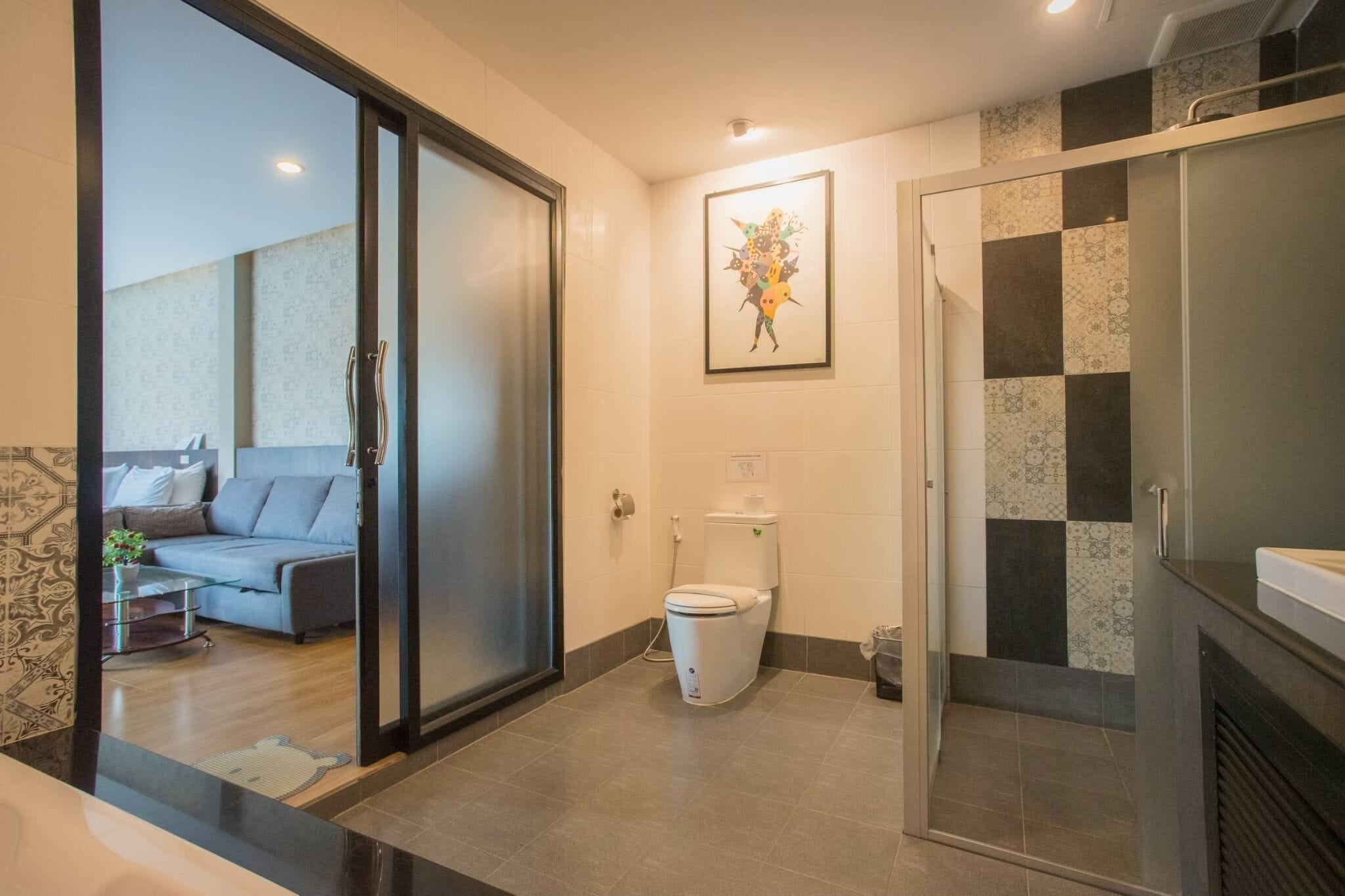 family triple room, multiple beds, non smoking, garden view | bathroom | combined shower/bathtub, deep-soaking bathtub, free toiletries