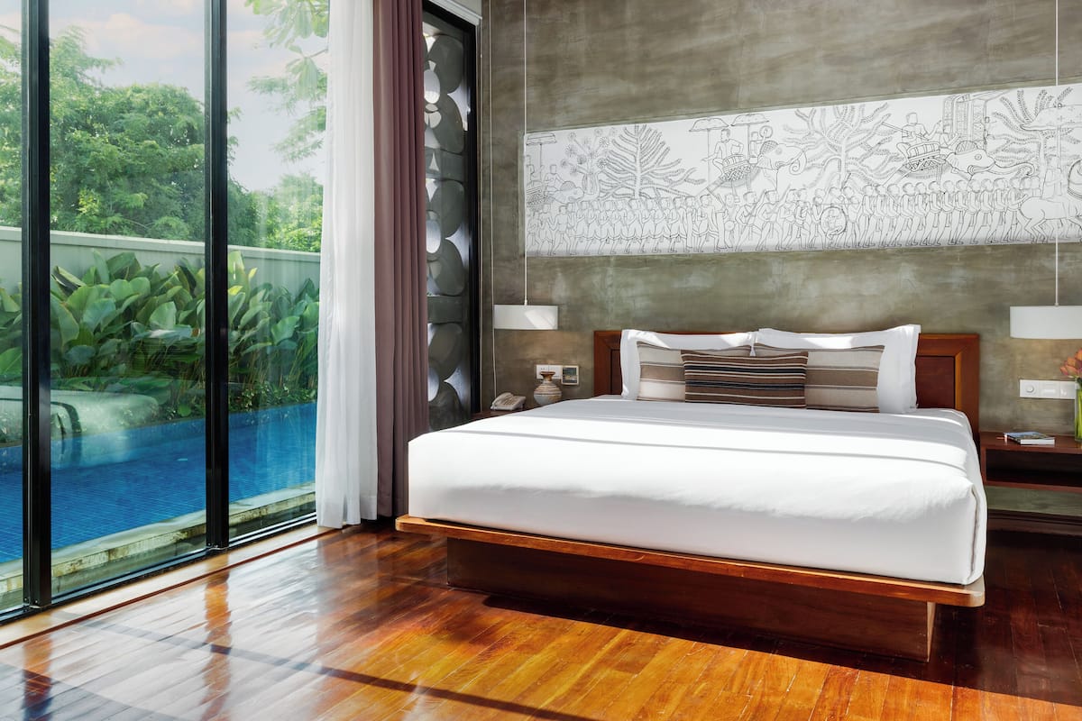 royal two-bedroom family suite - free laundry + airport pick-up | 2 bedrooms, premium bedding, pillow-top beds, free minibar