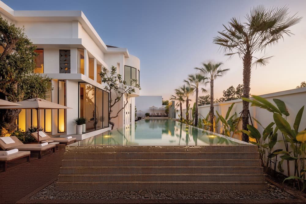 Shintana Saya Residence