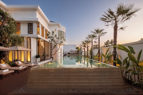 Shintana Saya Residence