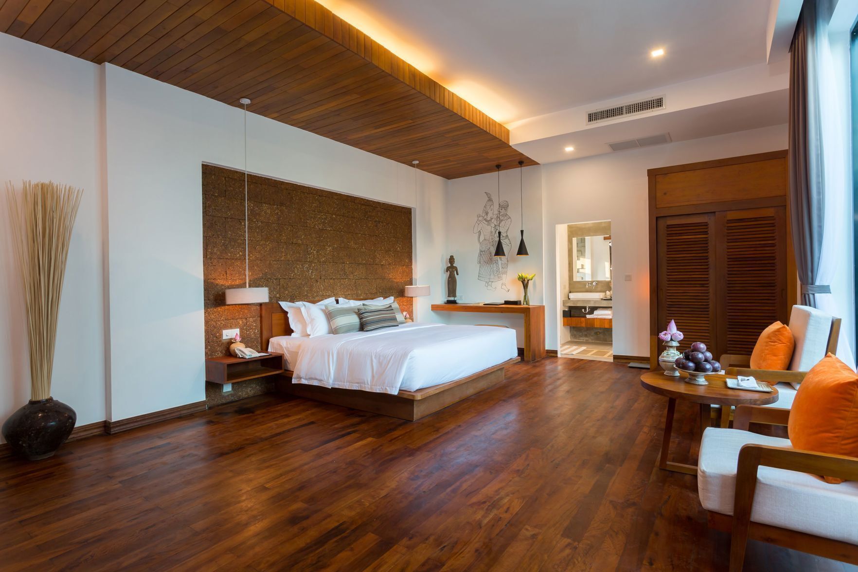 Premium bedding, pillowtop beds, free minibar, in-room safe
