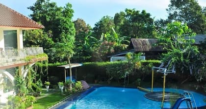 The Garden Family Guest House