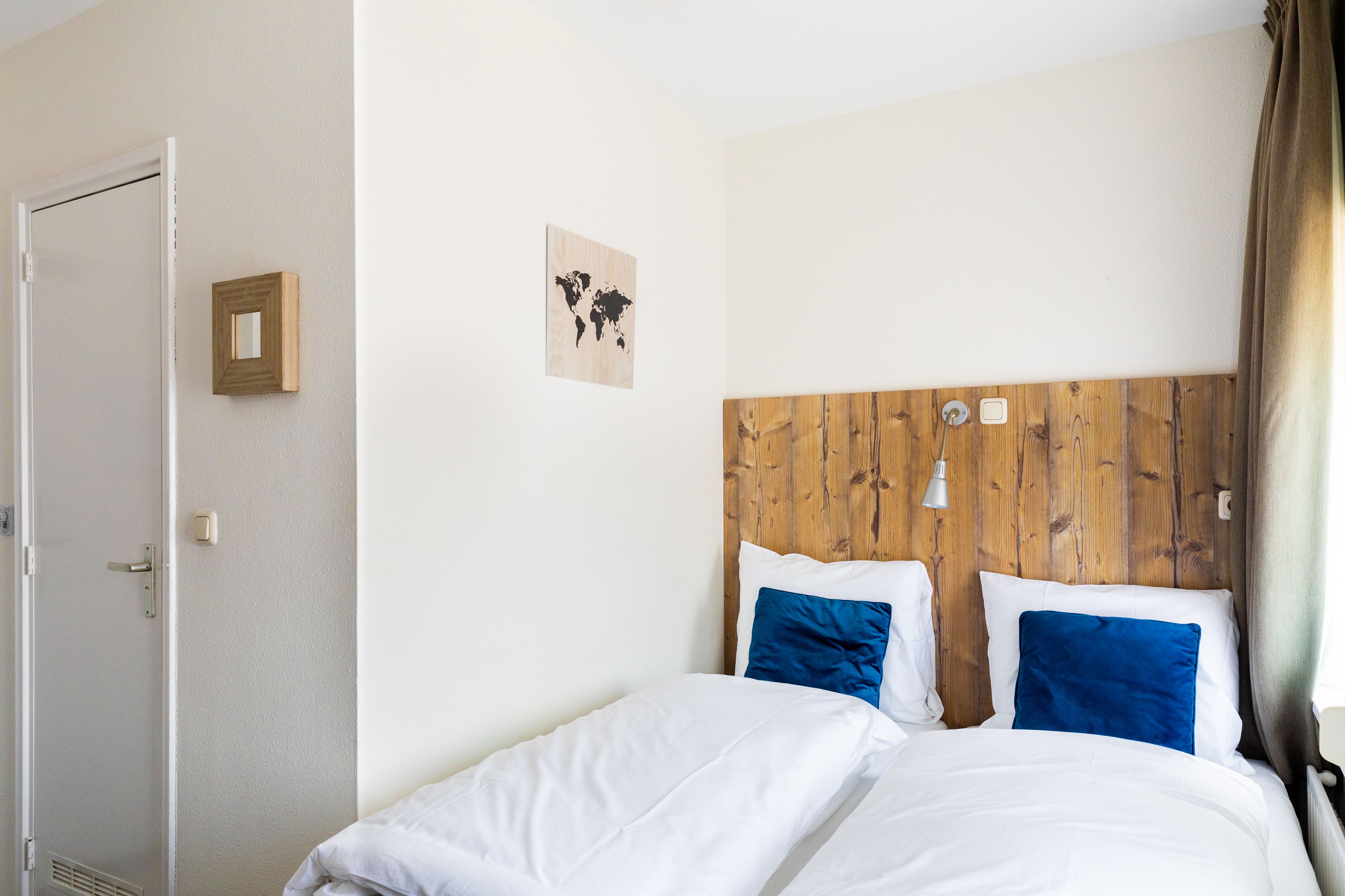 economy single room | in-room safe, desk, blackout curtains, soundproofing